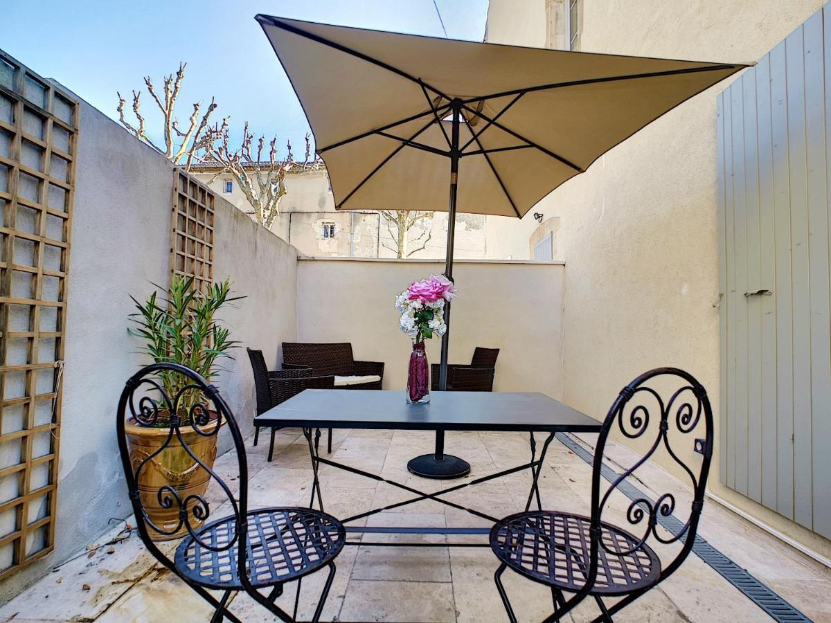 Appartement Avec Terrasse En Centre Ville De Saint Remy De Provence Exterior photo